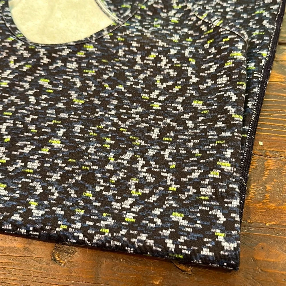 Lululemon Racerback - Picture 2 of 4